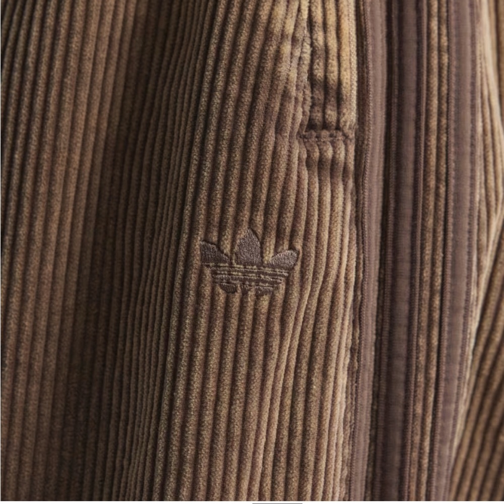 ADIDAS CORDUROY SST OVERSIZED PANTS - Picture 6 of 10